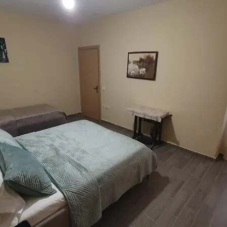 Moza Apartmán Tirana